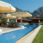 Otel Sandal
