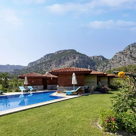 Sandal Otel Göcek
